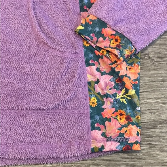 Youer Climb On Air Hoodie. Size Large, BNWOT - Picture 2 of 7